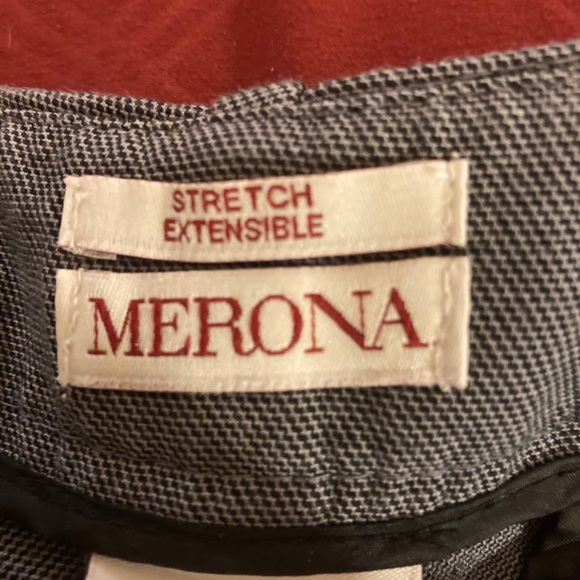 Size 14 Dress pants gently used - Picture 2 of 5